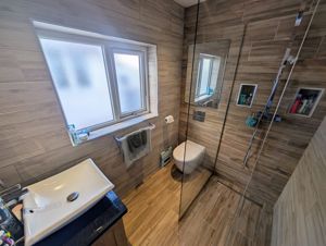 Photo 21- click for photo gallery